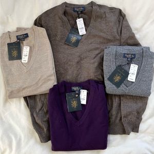 Brooks Brothers Saxxon Wool V-Neck GRAY Sweater